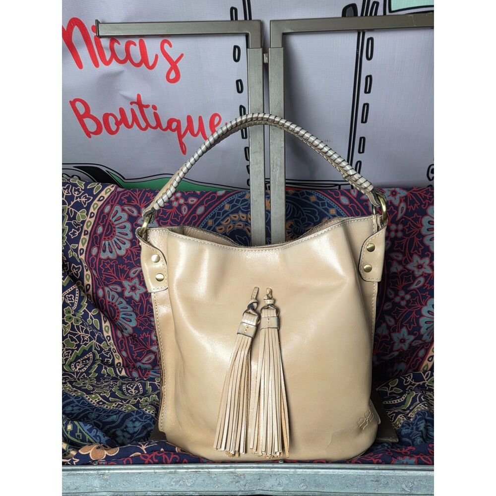 Patricia Nash Otavia Heritage Biscuit Leather Bucket Bag